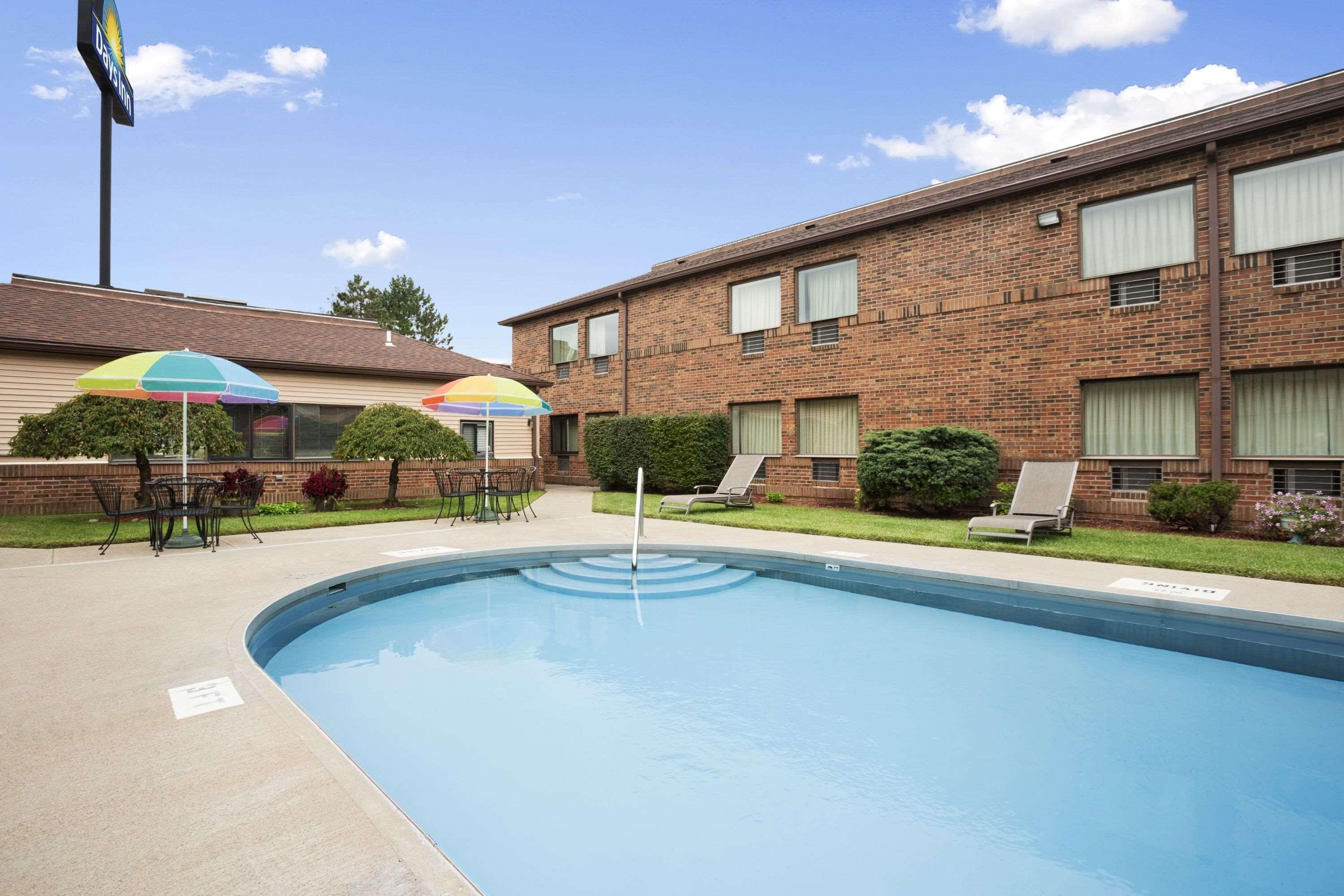 Days Inn By Wyndham Middletown Exterior photo